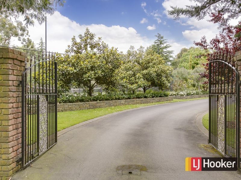 60 Desmond Road, Wattle Bank VIC 3995