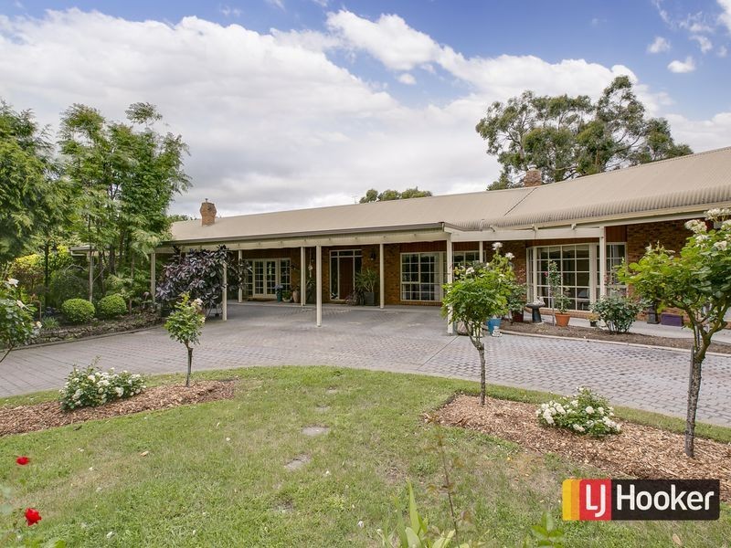 60 Desmond Road, Wattle Bank VIC 3995