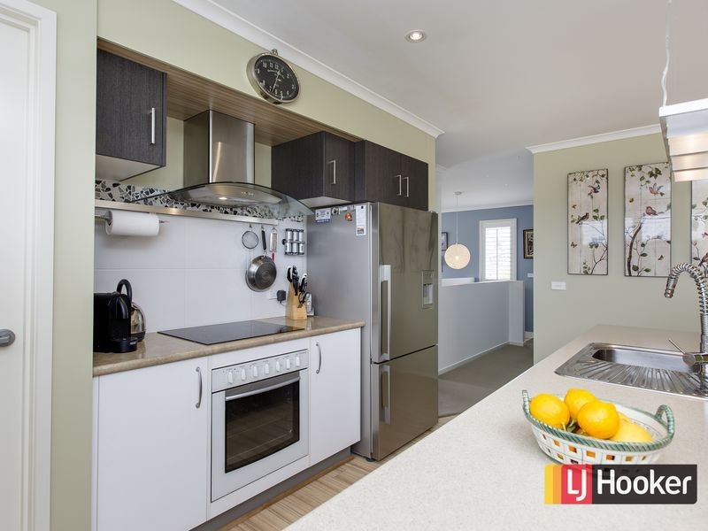 4 Lorikeet Lane, Cowes VIC 3922