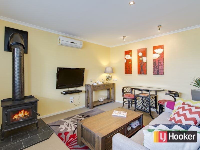 4 Lorikeet Lane, Cowes VIC 3922