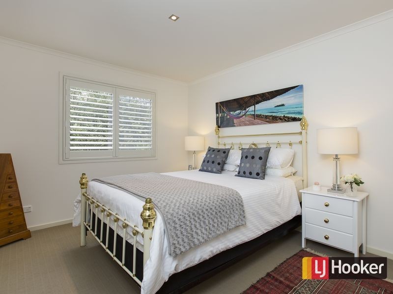 4 Lorikeet Lane, Cowes VIC 3922