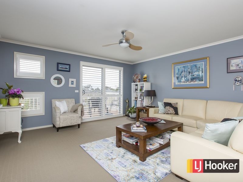 4 Lorikeet Lane, Cowes VIC 3922