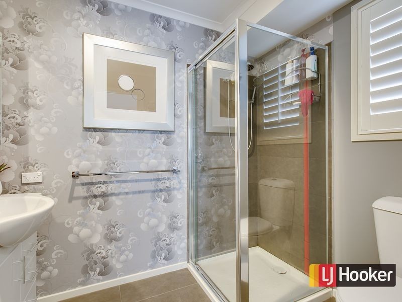 4 Lorikeet Lane, Cowes VIC 3922