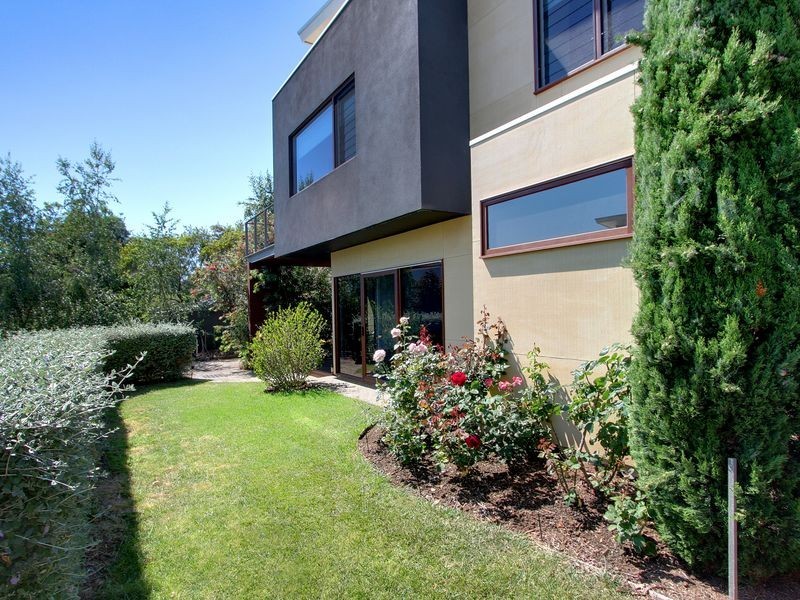 1/2 Hartley Street, Cowes VIC 3922