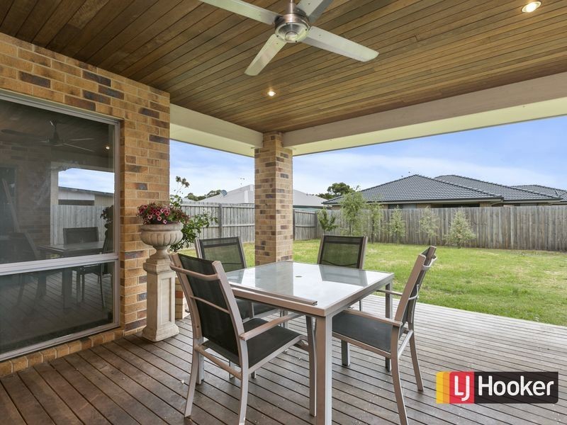 8 Cuttlers Circuit, Wonthaggi VIC 3995