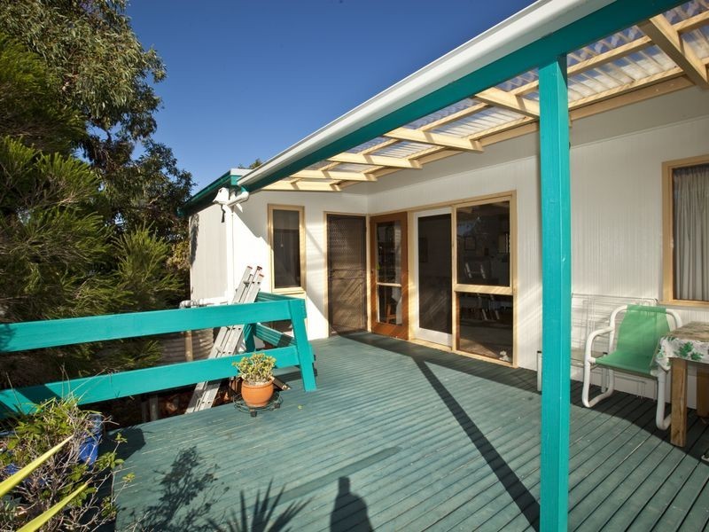 6 Seabreeze Parade, Cape Paterson VIC 3995