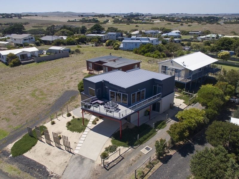 7 Warren Parade, Kilcunda VIC 3995
