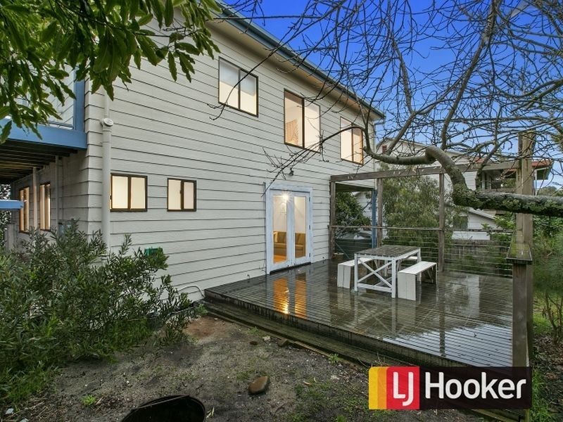 4 Anglers Road, Cape Paterson VIC 3995