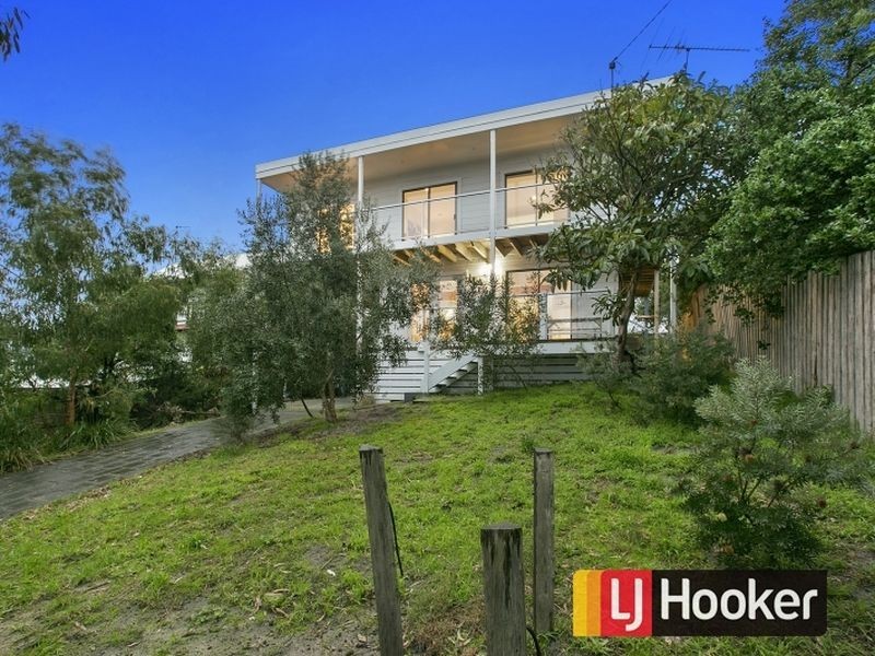 4 Anglers Road, Cape Paterson VIC 3995