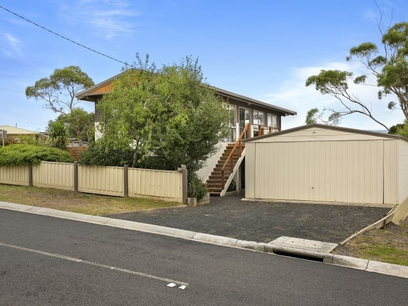 35 Bass Horizon Promenade, Coronet Bay VIC 3984