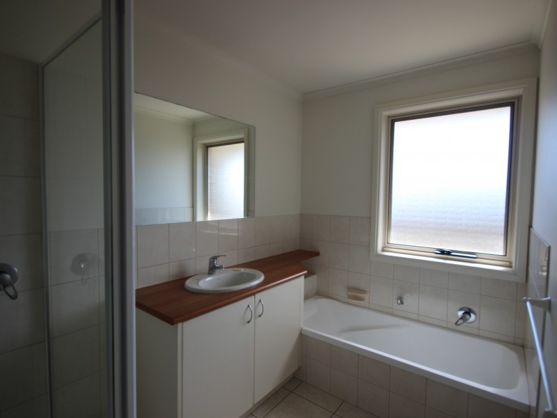 Unit 3/24 Hagelthorn Street, Wonthaggi VIC 3995