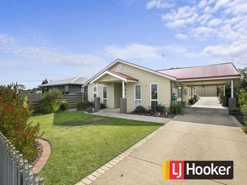 19 Mary Street, Dalyston VIC 3992