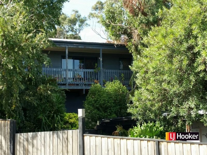 2 Malcolm Drive, Grantville VIC 3984