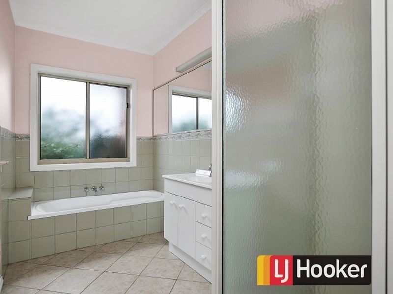 Unit 1/48 Oxford Way, Wonthaggi VIC 3995