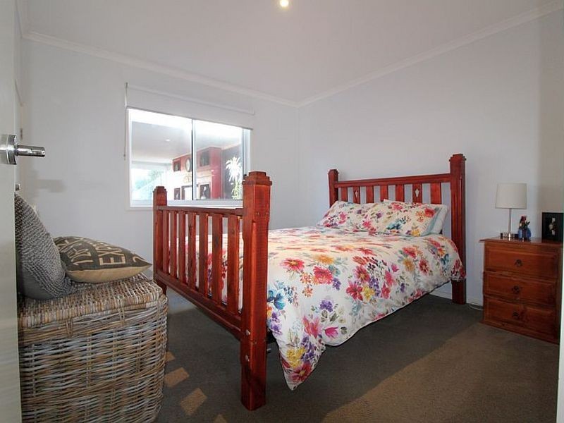 19 Vision Circuit, Sunset Strip VIC 3922