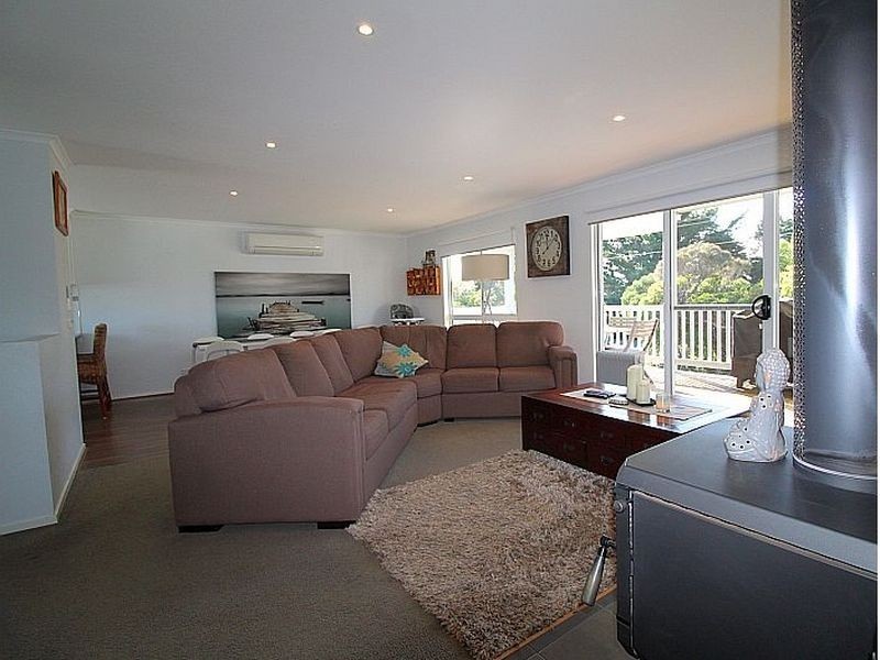 19 Vision Circuit, Sunset Strip VIC 3922