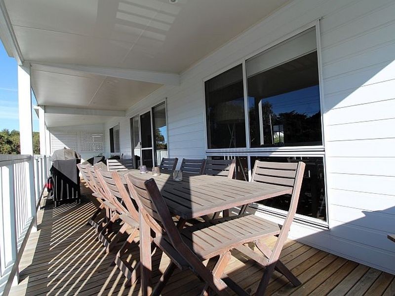 19 Vision Circuit, Sunset Strip VIC 3922