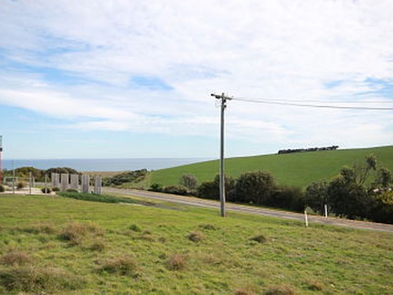 3 Warren Parade, Kilcunda VIC 3995