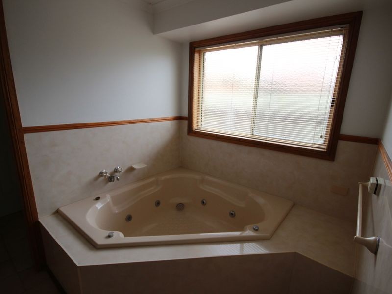 11 Miners Drive, Wonthaggi VIC 3995