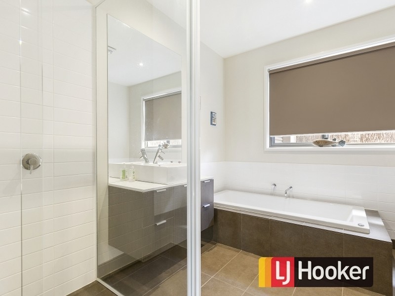 1 Blue Water Circle, Cape Paterson VIC 3995
