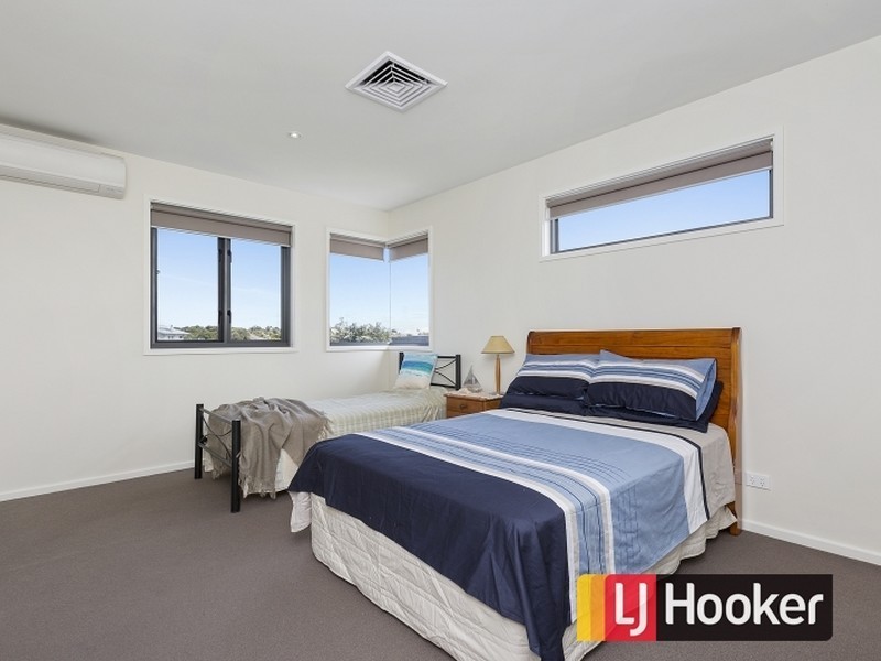 1 Blue Water Circle, Cape Paterson VIC 3995