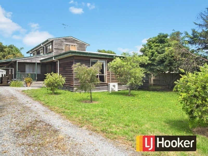 2 Bayview Avenue, Tenby Point VIC 3984