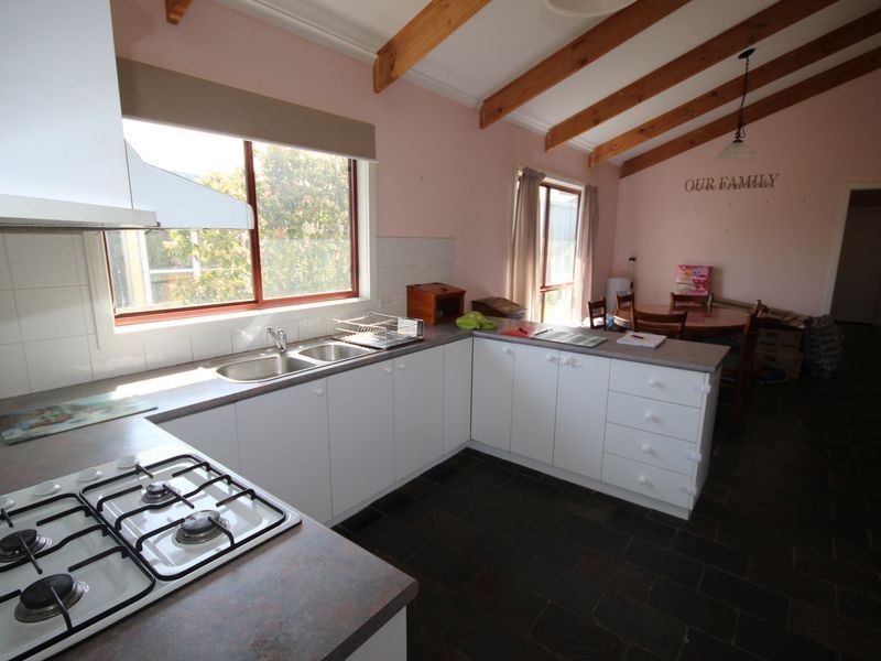 63 Powlett Street, Dalyston VIC 3992
