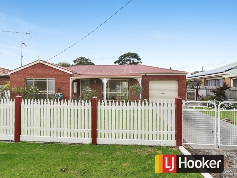 16 Lyndhurst St, Wonthaggi VIC 3995