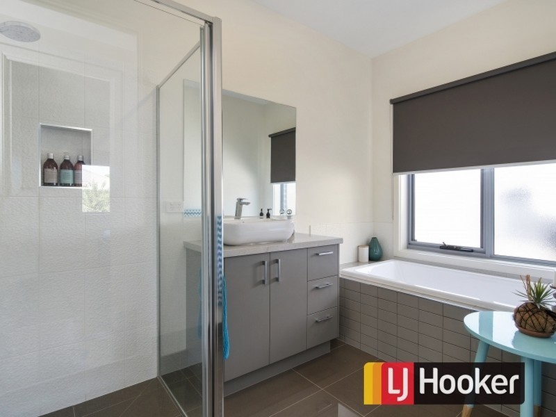 10 Cuttlers Circuit, Wonthaggi VIC 3995