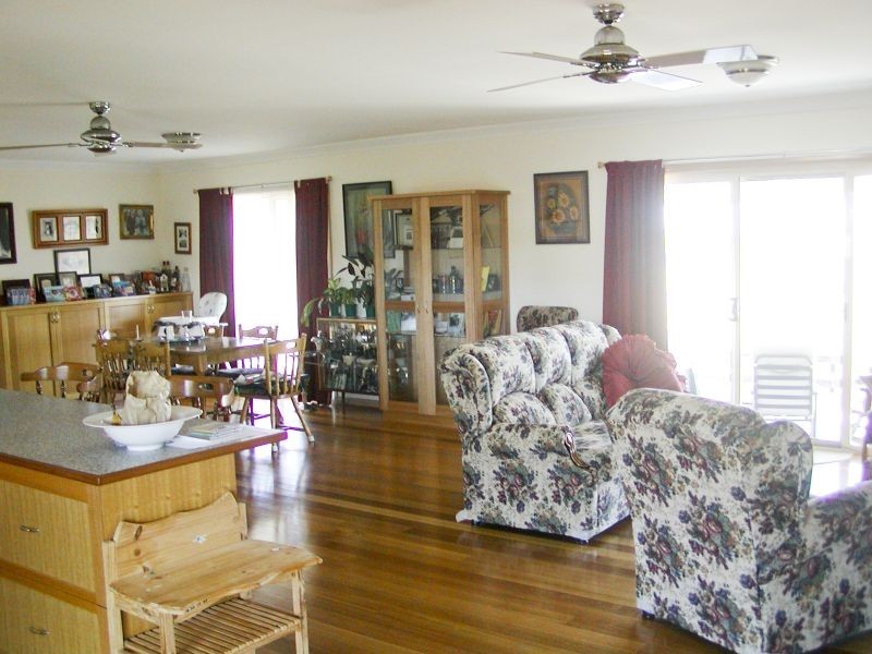 2566 Korumburra – Wonthaggi Road, West Creek VIC 3992