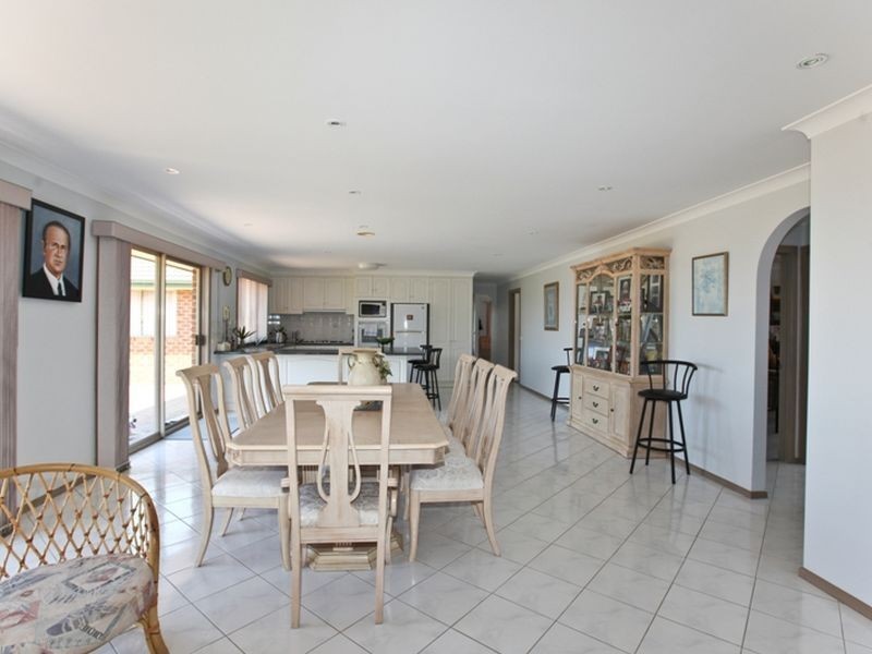 Outtrim VIC 3951