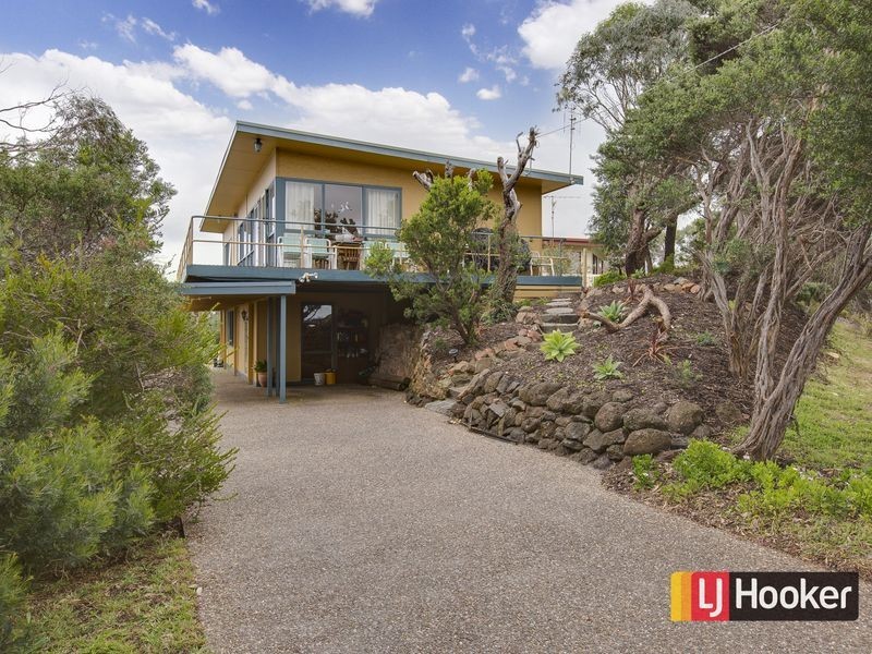 1 Nardoo Street, Cape Paterson VIC 3995
