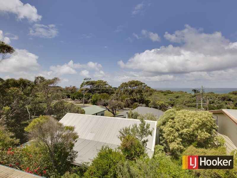 1 Nardoo Street, Cape Paterson VIC 3995
