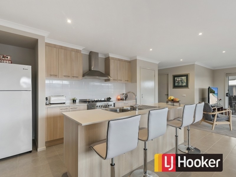 19 Cambridge Way, Wonthaggi VIC 3995
