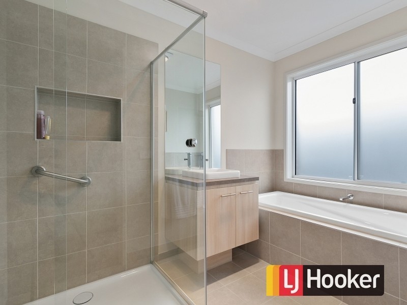 19 Cambridge Way, Wonthaggi VIC 3995