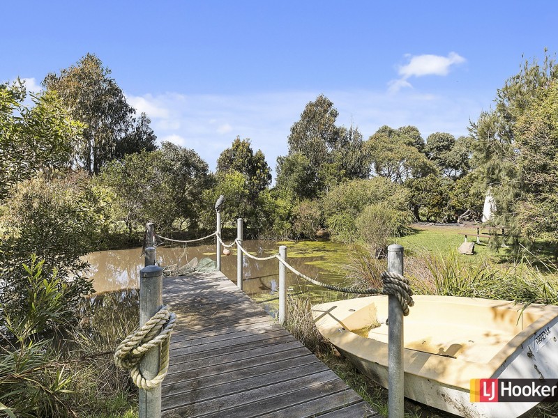 208 Cape Paterson Road, Cape Paterson VIC 3995