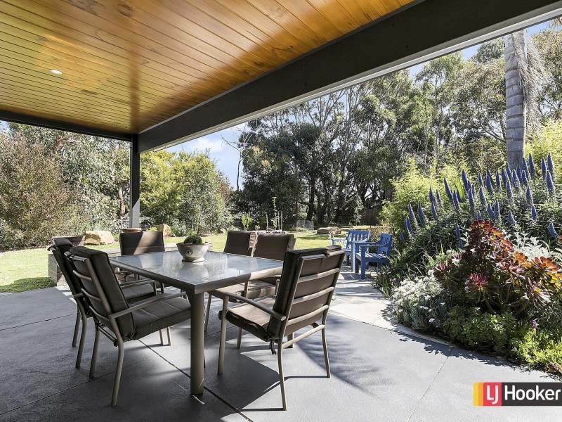 208 Cape Paterson Road, Cape Paterson VIC 3995