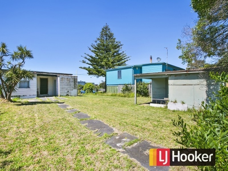 58 Nardoo Street, Cape Paterson VIC 3995