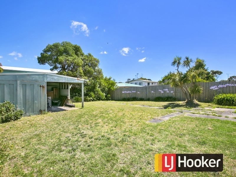 58 Nardoo Street, Cape Paterson VIC 3995