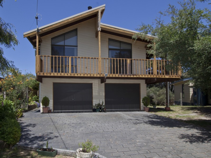 7 Mermaids Walk, Cape Paterson VIC 3995