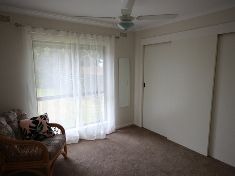 8 Swan Street, Cape Paterson VIC 3995