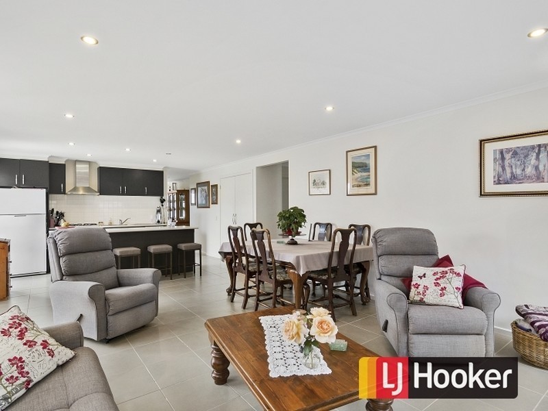 27A Oxford Way, North Wonthaggi VIC 3995
