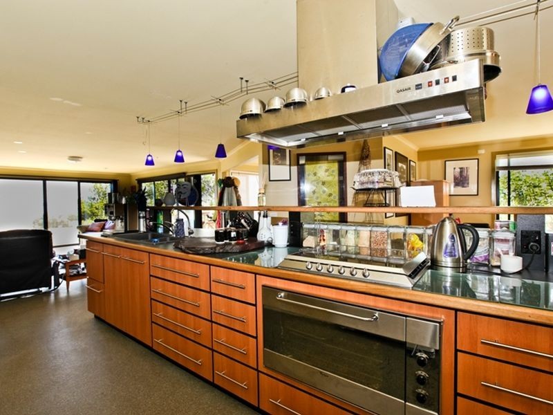 12 Champs Elysees Esplanade, Coronet Bay VIC 3984