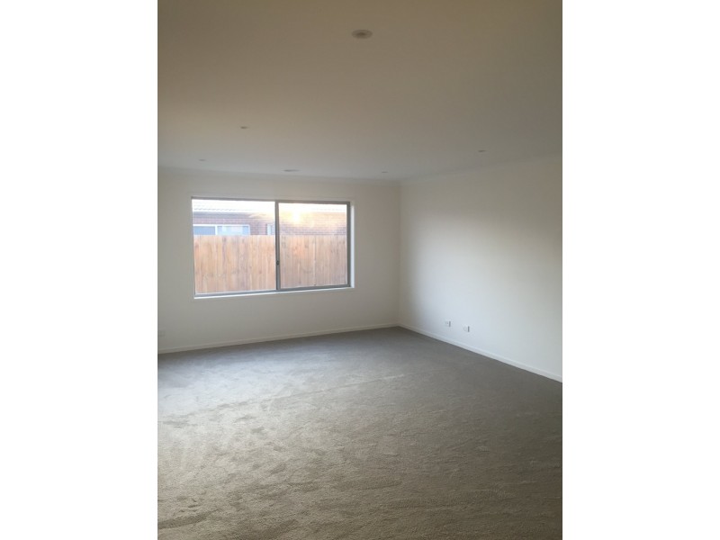 10 Langley Way, Wonthaggi VIC 3995