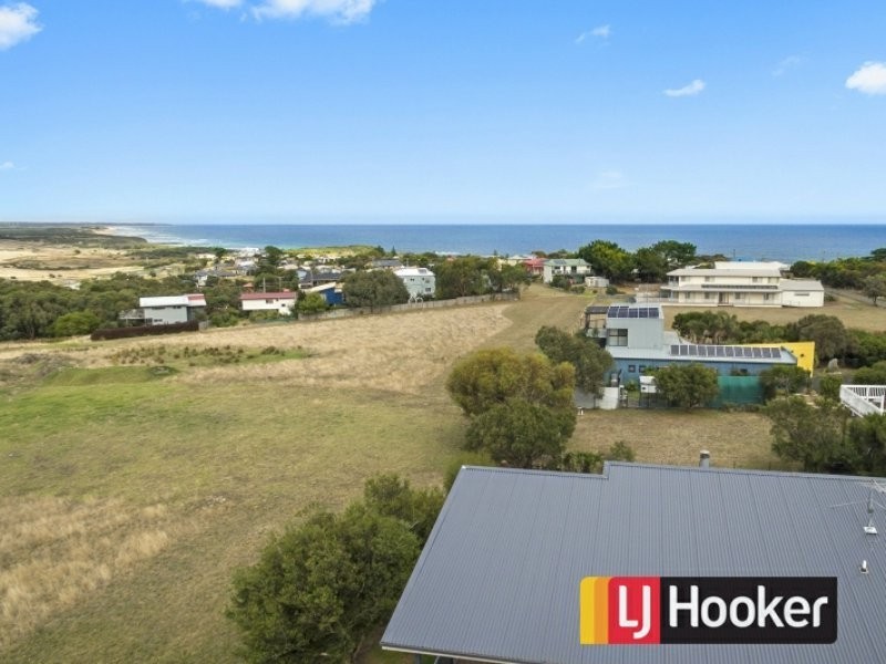 19 Messmate Road, Kilcunda VIC 3995