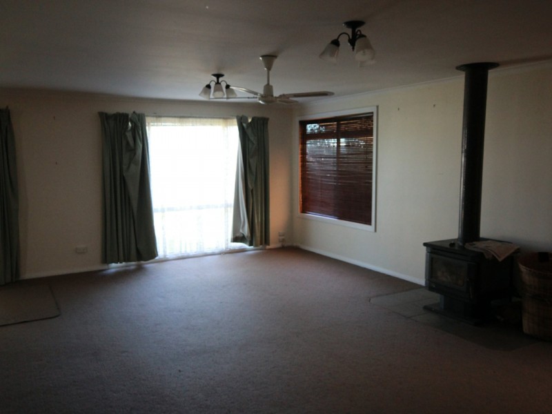 98 White Road, Wonthaggi VIC 3995