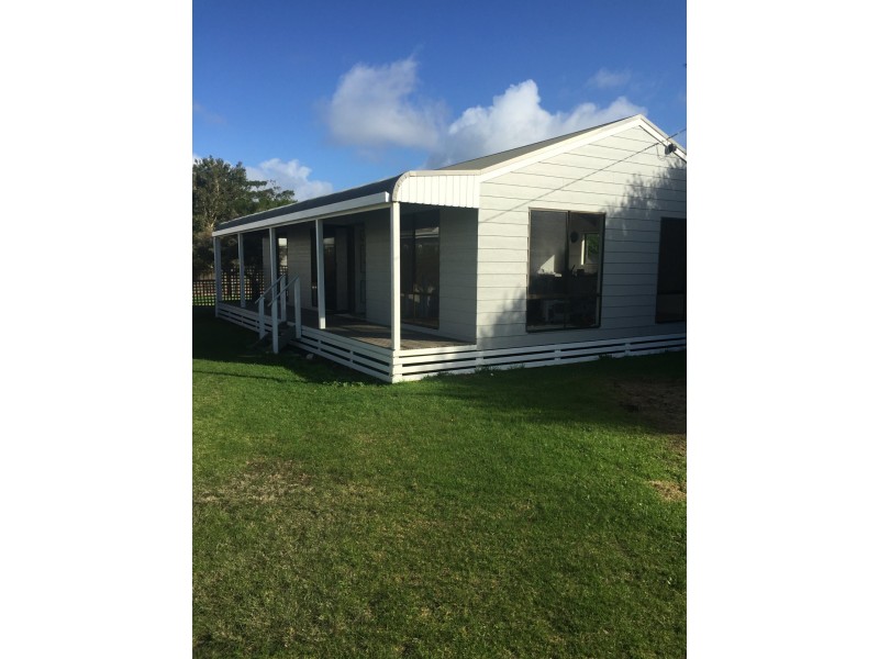 5 Park Parade, Cape Paterson VIC 3995