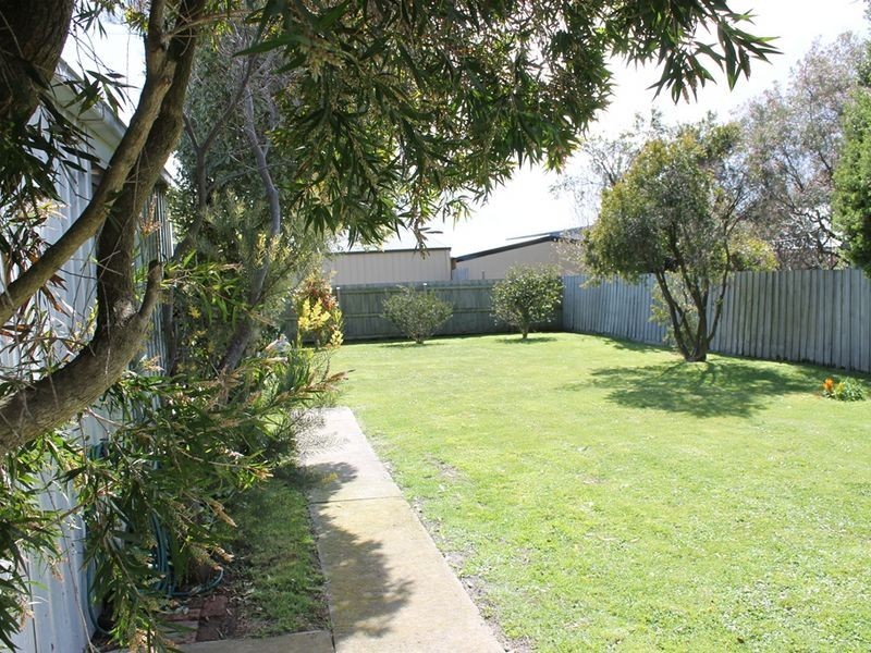 17 Oxford Way, Wonthaggi VIC 3995