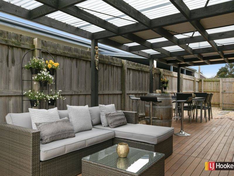 9 Cambridge Way, Wonthaggi VIC 3995