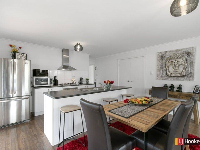 9 Cambridge Way, Wonthaggi VIC 3995
